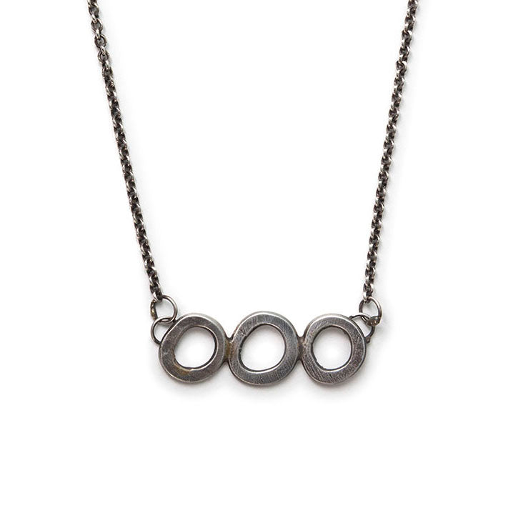simple minimalist silver necklace